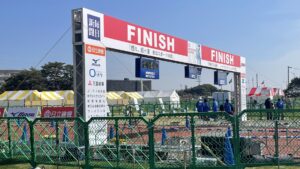 サブ3を目指したはずのかすみがうらはある意味お約束の展開に…