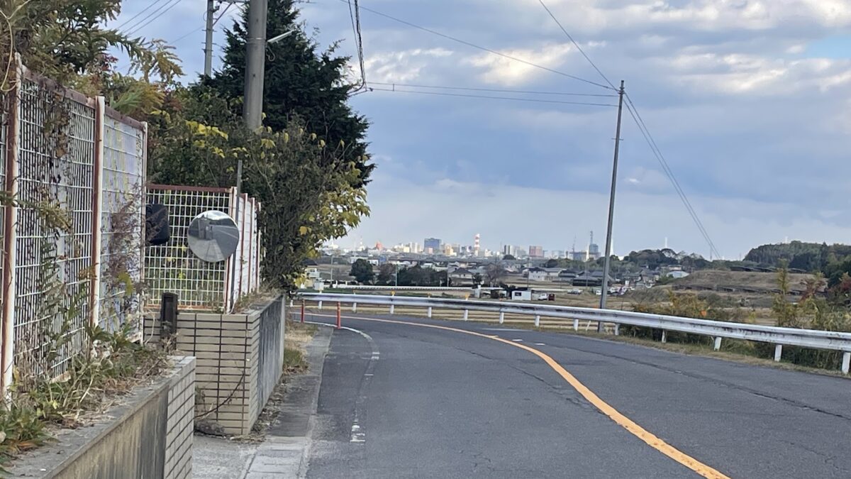 津市の隠れた人気ハイキングコース・長谷山を目指して旅ランを実施